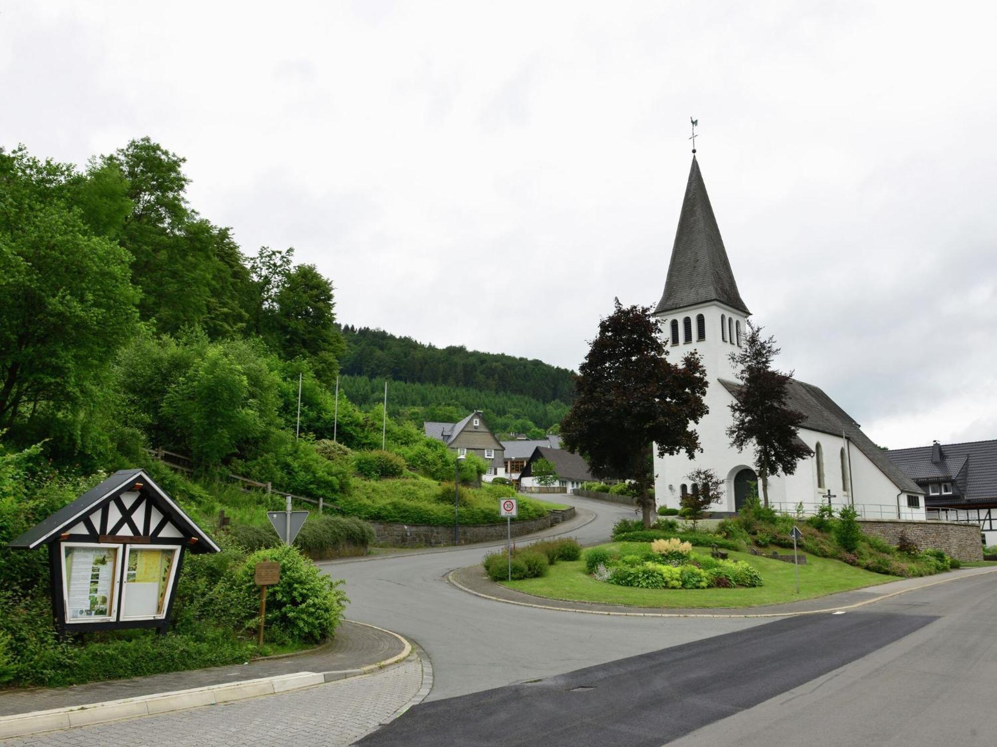 Cozy Holiday Home With Wifi In Hochsauerland Elpe Esterno foto